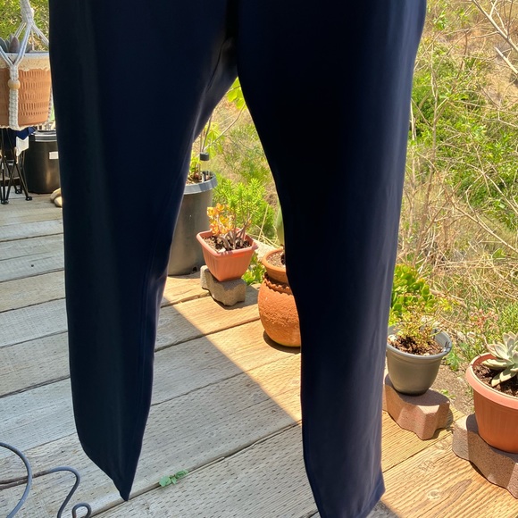 Lululemon InStill High-Rise 25” - Picture 5 of 6